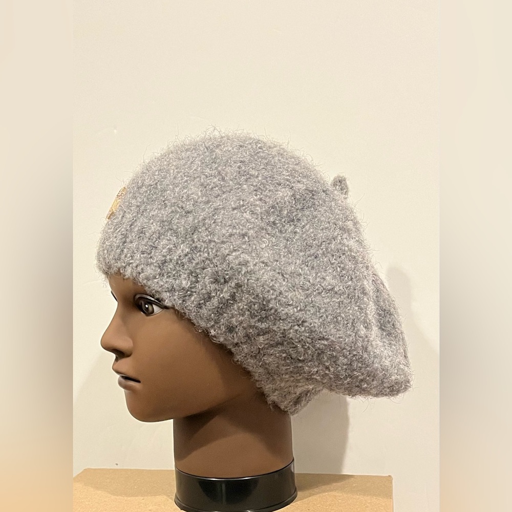 Soft British Style Beret Painters Letter Hat - Picture 8 of 8
